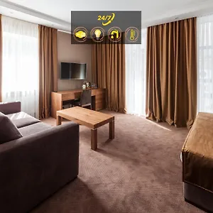 3* Hotel Crystal